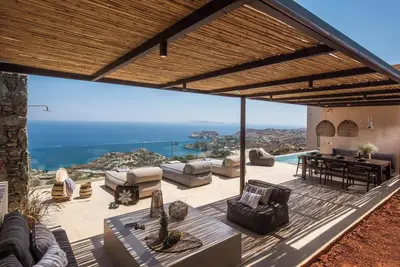 Alta Vista Ouranos, Breathe in the Cretan Blue by etouri