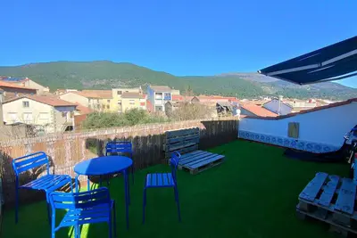 Image de Cottage overlooking the mountains, ideal for families (pet friendly).