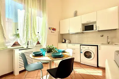 Image de Cozy apartment in the heart of Florence. Ugo Porpora House 102