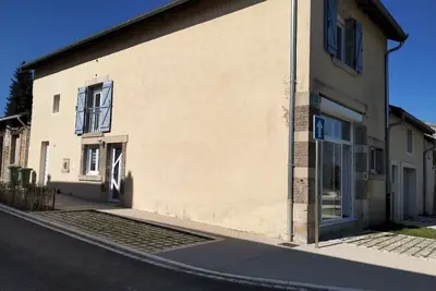 Gîte rénové à Nonsard-Lamarche près du lac de Madine, animaux admis, 4 pers