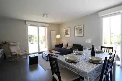 Appartement moderne 51m² à Luchon - 4 pers, Terrasse, Parking