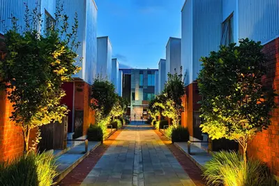 Image de Walk to Stadium · Cbd 2br 2Bath Townhouse + Free Reserved Parking - JJHome