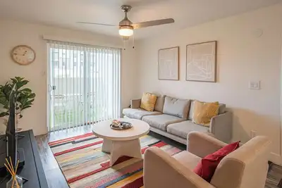 Image de 2bd Desert Chic Apartment