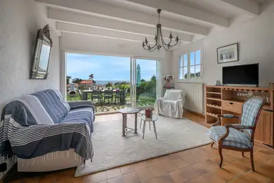 Image de Maison pour 8, vue mer, 400m de la plage