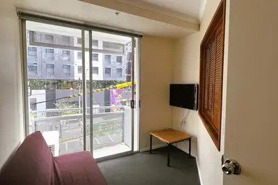 Image de Family-Friendly 2br Apartment for 4 | Melbourne Cbd