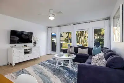 Image de Walking Distance to Beach! Resort Access Included - New to Vrbo