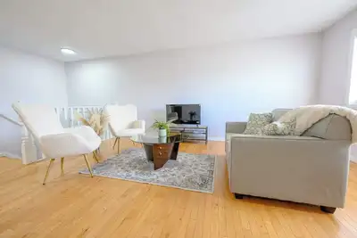 Image de Full Home | 3 Br 2 Bath | Garage | Free Wifi