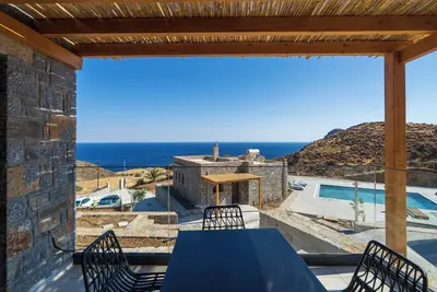Image de Luxury 1br Villa with Shared Pool and Fantastic Sea view & Mountain view