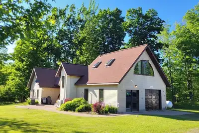 Image de The Farmhouse At Aura Orchards