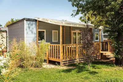 Image de Mobil-home | Comfort Xl | 2 Ch. | 4 pers. | Terrasse surélevée | A/C | Tv