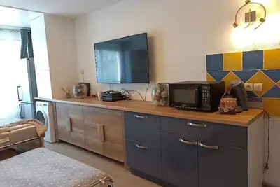 Image de Studio Meuble Renove A 5 Mns Des Plages