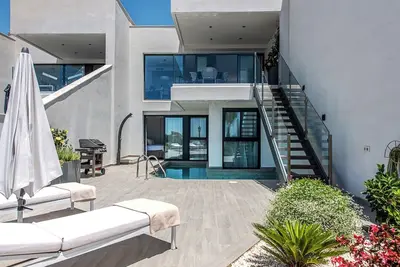 Image de Casa Royal Nerja - Trois Chambres Villa, Couchages 6