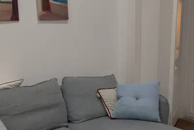 Image de Cozy 2-bedroom apartment in charming Lisboa with WiFi, Ac