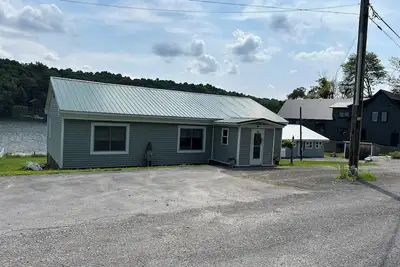 Image de Fall on Pleasant Lake is not to be missed!