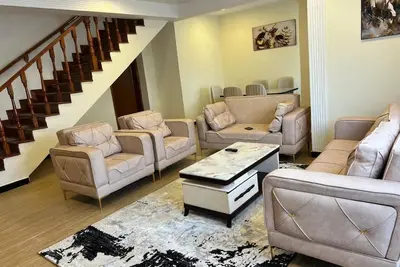 Image de 4 bedroom Duplex Apartment at Bole