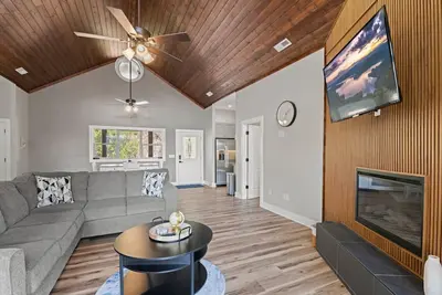 Image de Mountain Sanctuary, Balcony, View, and Grill!