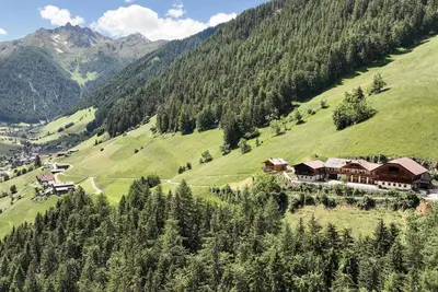 Image de Appartement \"Bruneggerhof 3\" avec vue sur les montagnes, jardin privé et Wi-Fi