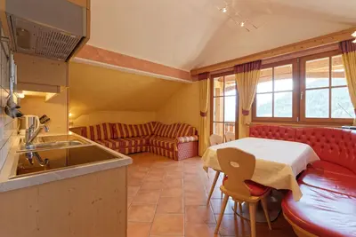 Image de Appartement 'Bruneggerhof 1' avec vue sur les montagnes, jardin privé et Wi-Fi