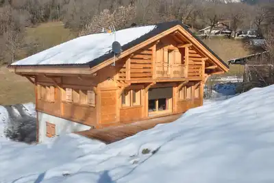 Image de Chalet \"Le Villard Samoens\" avec vue sur les montagnes, terrasse privée et Wi-Fi