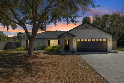 Image de Ocala Starlit Family Retreat with Hot Tub and Fire Pit