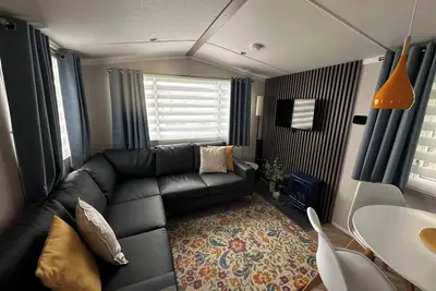 Image de Tranquil Caravan Retreat by the Seaside, PortSeton