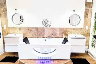 Image de T3 Nature et Balnéothérapie