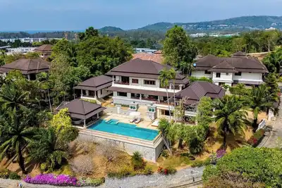 Image de Luxurious 6-bedroom Villa Retreat With 25m Pool, Games Room, Pool Bar - Phuket