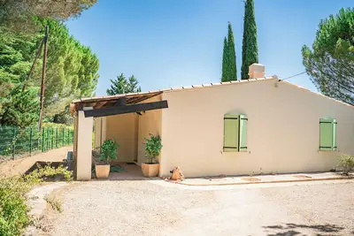 Image de Cotignac en famille – le cadre rêvé pour vos vacances