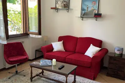 Image de 2-bedroom Casa Lago in the center surrounded by its garden, parking, Ac, WiFi.
