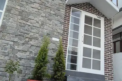 Image de Buraans: 2-bedroom chalet in delightful Dehradun with Ac, WiFi