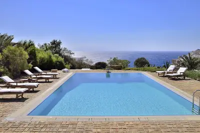 Image de Villa à Myconos avec 7 chambres à coucher, 14 couchages