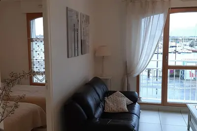 Image de Appartement avec vue sur le port de Saint Vaast la Hougue