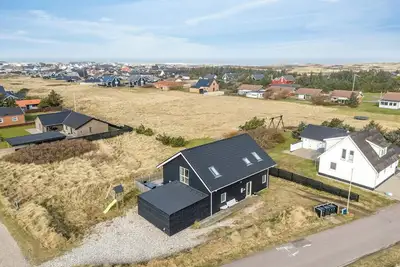 Image de Pool house with activity room, built in 2020, with a view of the North Sea.