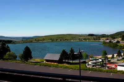 Image de Studio confortable au centre, pied des pistes