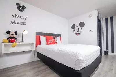 Image de Mickey's room close to Disney