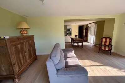 Image de Maison dans un écrin de verdure idéale pour le repos et la déconnexion