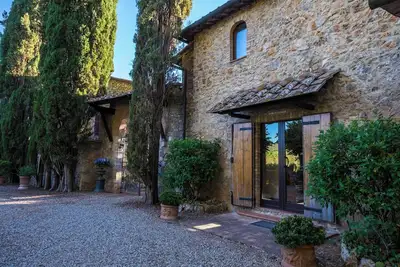 Image de Cozy cottage with pool 10 km from Siena, pets allowed