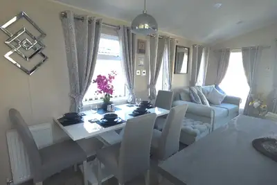 Image de Gold 3 Bed Caravan