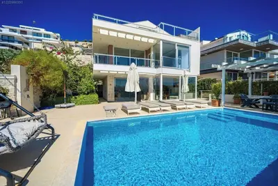 Image de Seaview Chalet With A Private infinity Pool, Balcony, Terrace, Free Wifi.