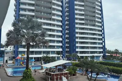 Image de The ocean view condo. ”Diamond Beach “. 2 bedroom with air and WiFi. 2 floor