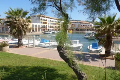 Image de Sète. A 150m des plages, Appartement 4 pers (2 adult + 2 enf), Vue sur la marina