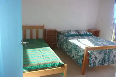 Appartement  avec piscine privée. Plages à 8 mn. \nVillage calme et accueillant.