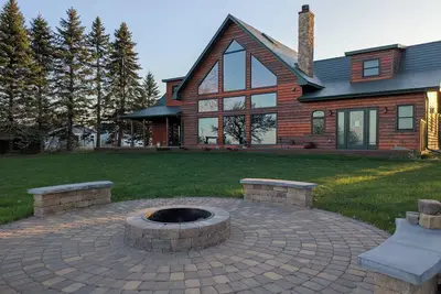 Image de Osakis Sunrise Cabin - on the lake!