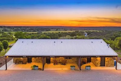 Image de Hill Country Glam @ Tres Molinos Hill Country Ranch & Resort