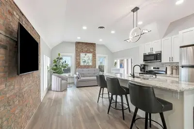 Image de The Crown Cincy 7 mins to Downtown