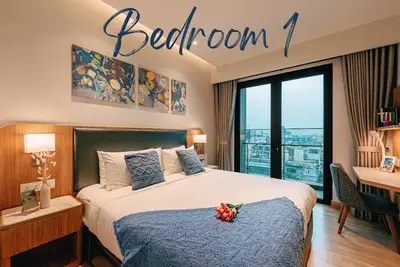 Image de Dist 1_Spacious 3-bedroom apartment with Pool and Gym in Saigon
