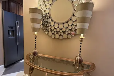 Image de Walk everywhere from this 2 bedroom, 2 bath condo in downtown Lexington