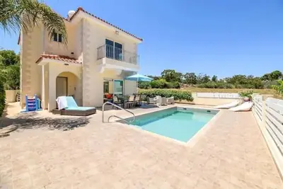 Image de Protaras Holiday Villa \"Oikos Katia 8b\"