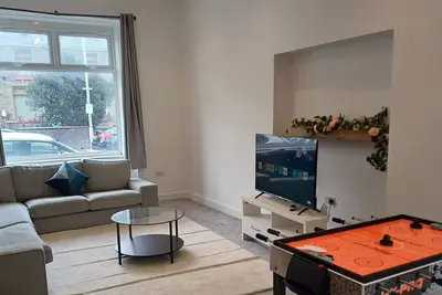 Image de Beautiful, Peaceful Home to create great memories.