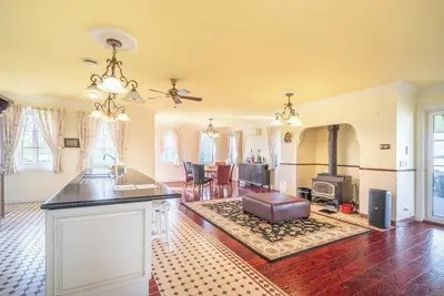 Image de 6b Luxury Rustic Farm Manor In Lang Lang